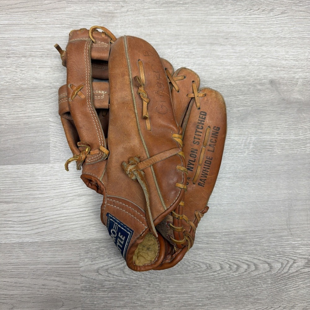 Vintage Baseball Glove Pro Style‎ Professional Model 22076 Fielder Pride Taiwan